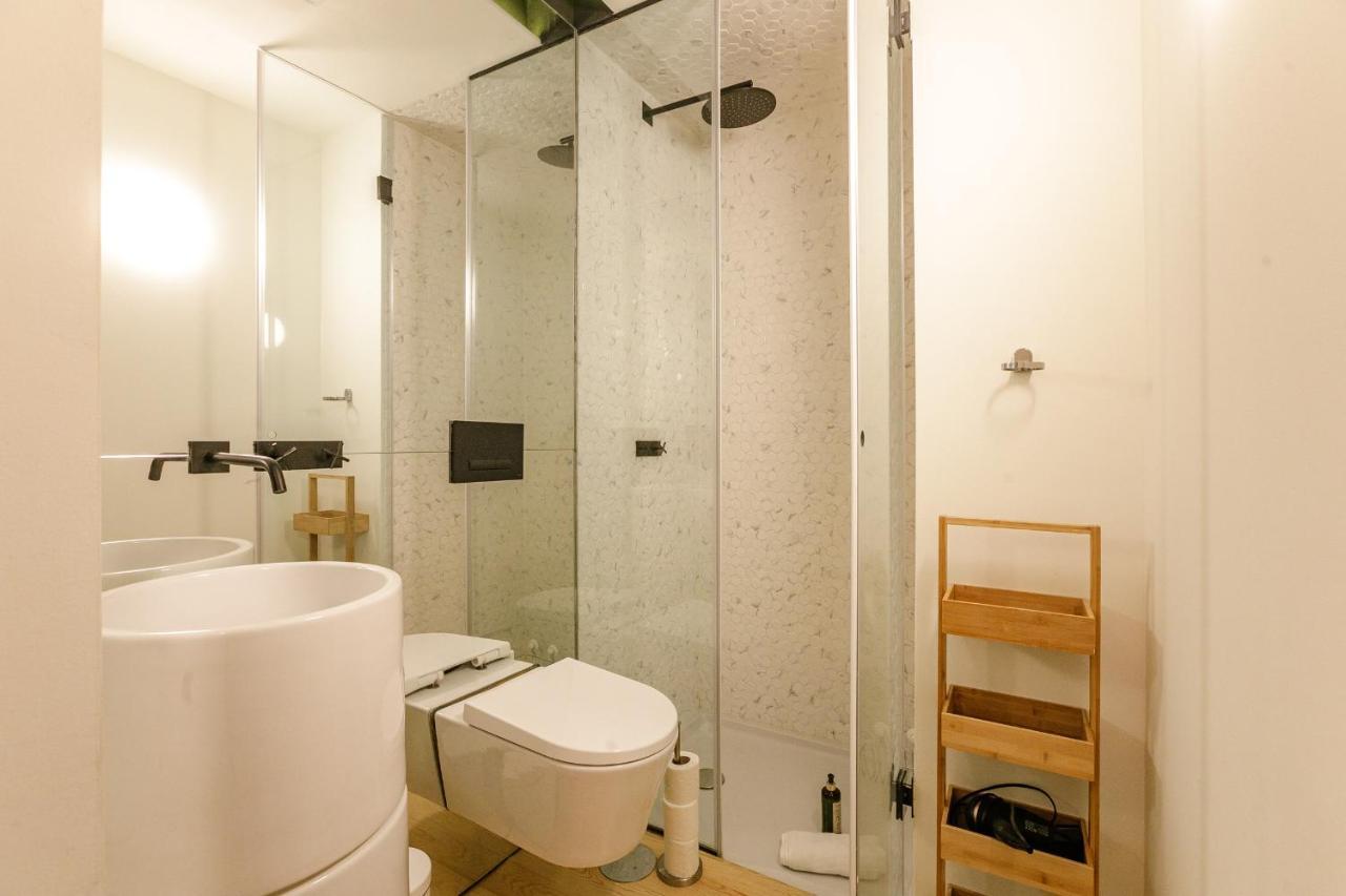 Lovelystay - Taipas Studio With Ac Porto Exterior photo